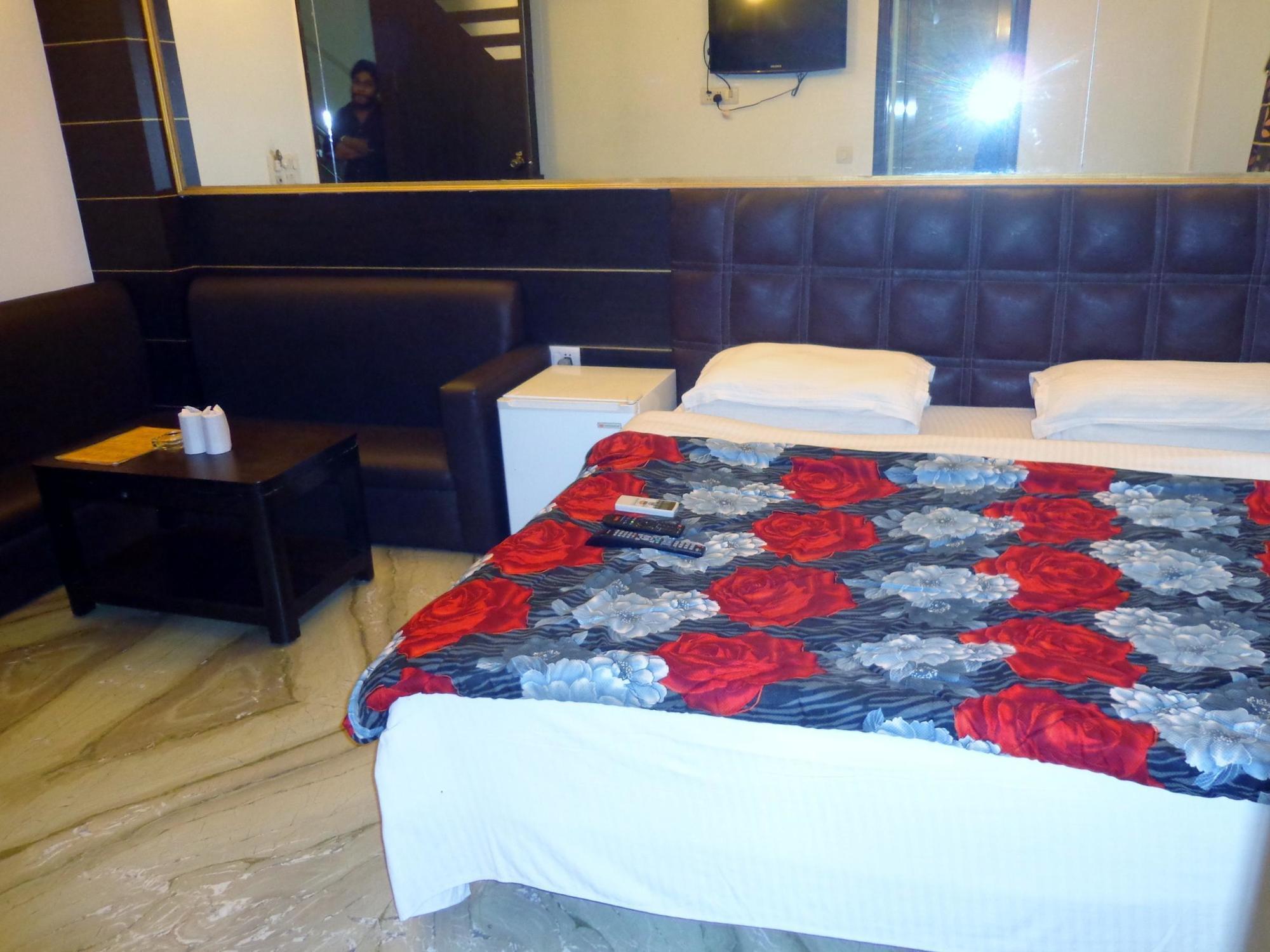 Hotel Amrit Villa دلهي المظهر الخارجي الصورة