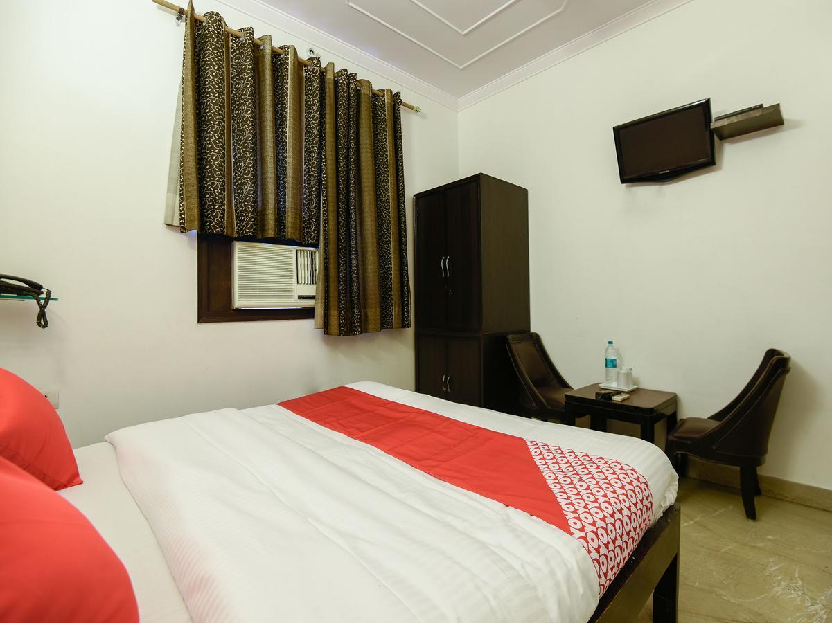 Hotel Amrit Villa دلهي المظهر الخارجي الصورة